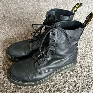 Black Dr. Martens size 9